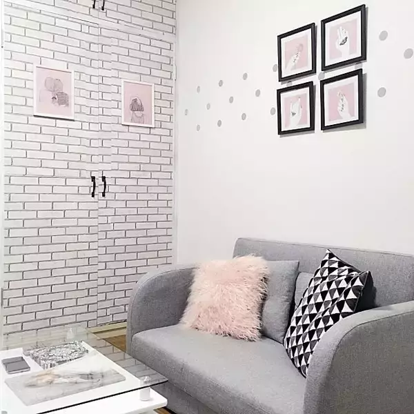 「大人かわいい♡甘すぎないガーリーカラーのインテリア」の画像
