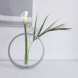 「フラワーベースに夢中♡お花も喜ぶ私のお気に入りはコレ」の画像7