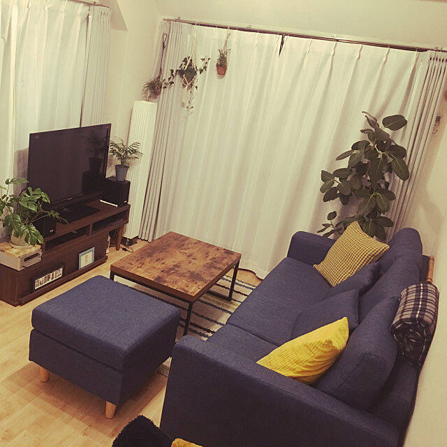 どんなテイストにも対応！ニトリでリビングコーディネート