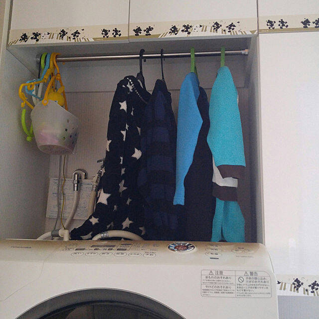 着替えや支度がスムーズに♪お部屋が整うパジャマ置き場