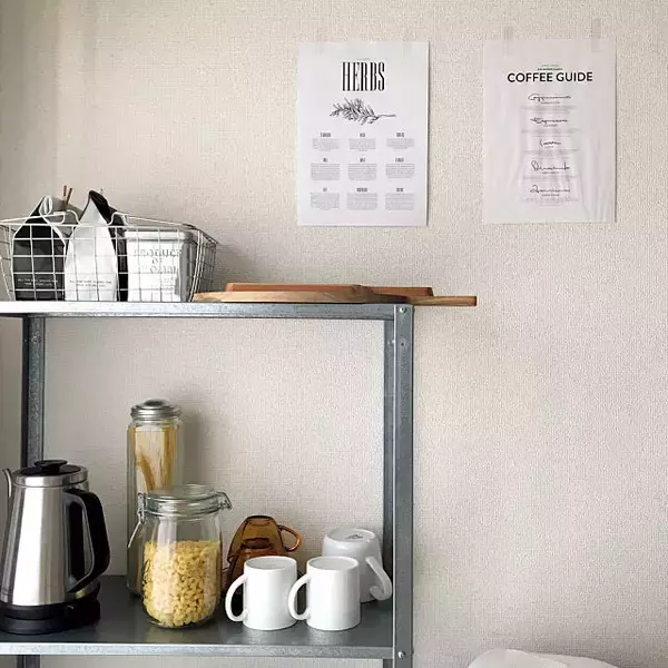 「アートのある暮らし♡アクセントになるポスターの飾り方」の画像