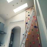 「楽しい遊び心いっぱい☆ボルダリングウォールのあるお部屋」の画像10