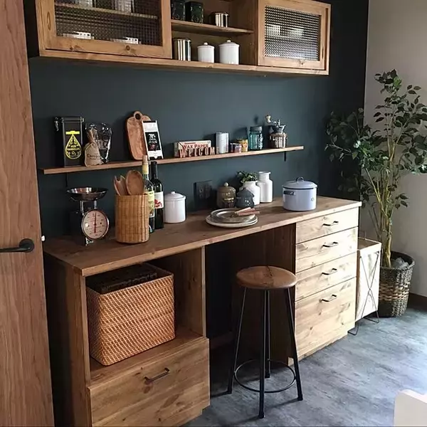 「きりっとかっこよく！男前インテリアでカフェ風キッチン」の画像