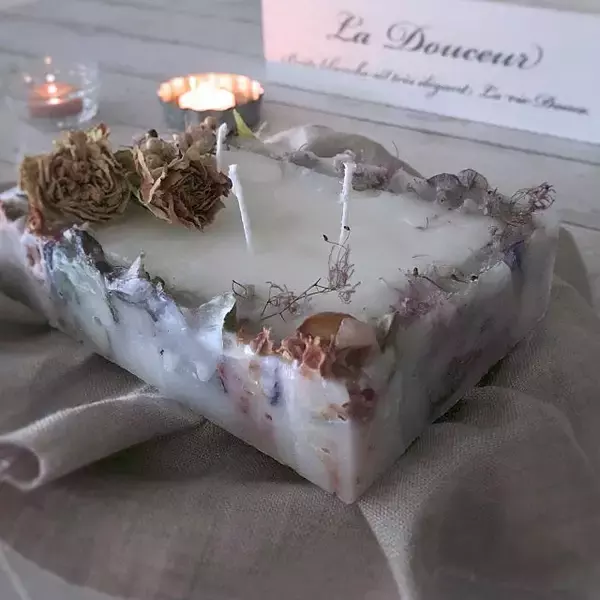 「癒しのルックス♡手作りアロマキャンドル&ワックスバー」の画像