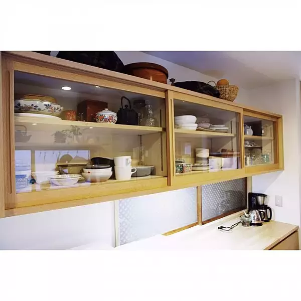 「お気に入り食器は見せる収納が吉♡うっとりしちゃう実例」の画像