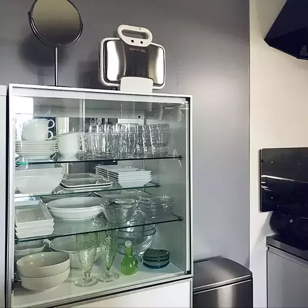 「お気に入り食器は見せる収納が吉♡うっとりしちゃう実例」の画像