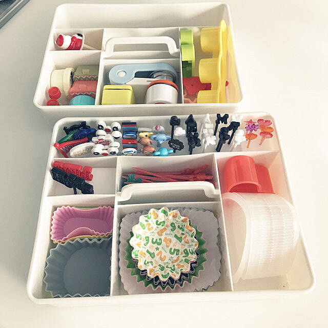 バラつく小物の収納に♡便利に整理できる100均アイテム