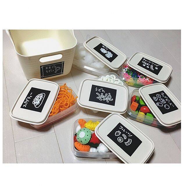 バラつく小物の収納に♡便利に整理できる100均アイテム