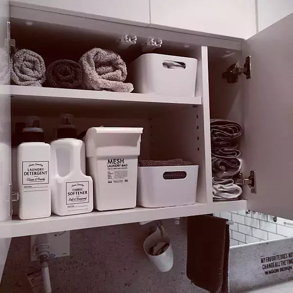 「タオルから食器まで☆ダイソーのモノトーンアイテムに注目」の画像