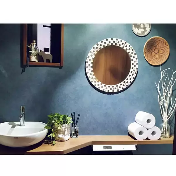 「ニトリのウォールミラーが大活躍♡デザインや形が豊富」の画像