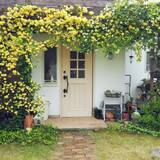 「ここがお家の顔！ドレスアップした玄関ドアの実例集」の画像1