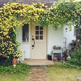 「ここがお家の顔！ドレスアップした玄関ドアの実例集」の画像9