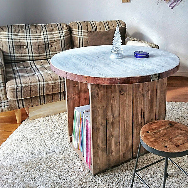 まるい形に癒される♡お部屋にちゃぶ台のあるくらし