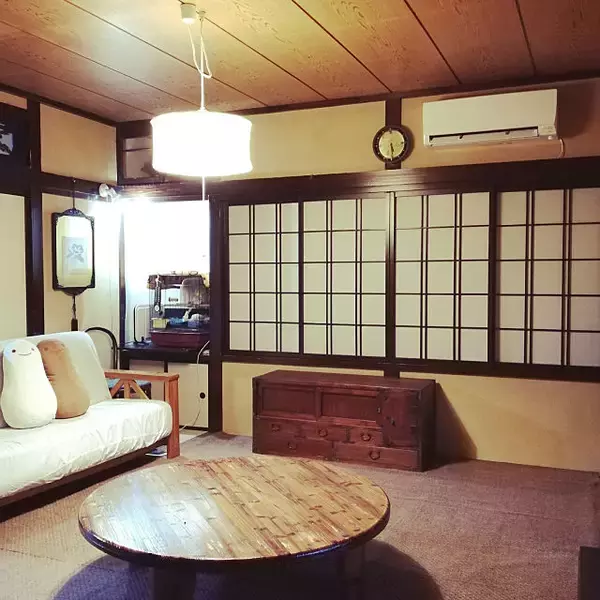 「まるい形に癒される♡お部屋にちゃぶ台のあるくらし」の画像