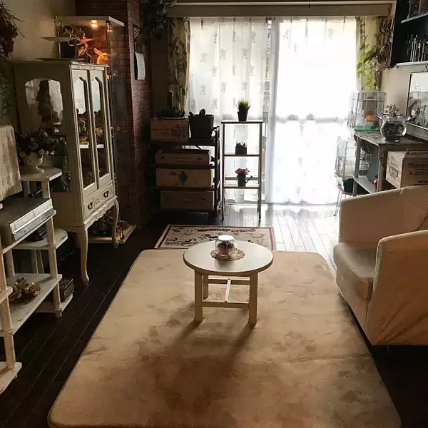 「まるい形に癒される♡お部屋にちゃぶ台のあるくらし」の画像