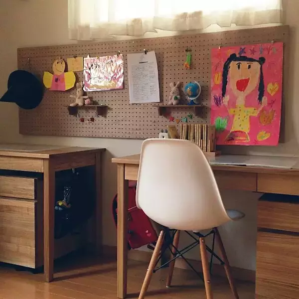 「思い出いっぱいで捨てられない！子どもの作品収納術」の画像