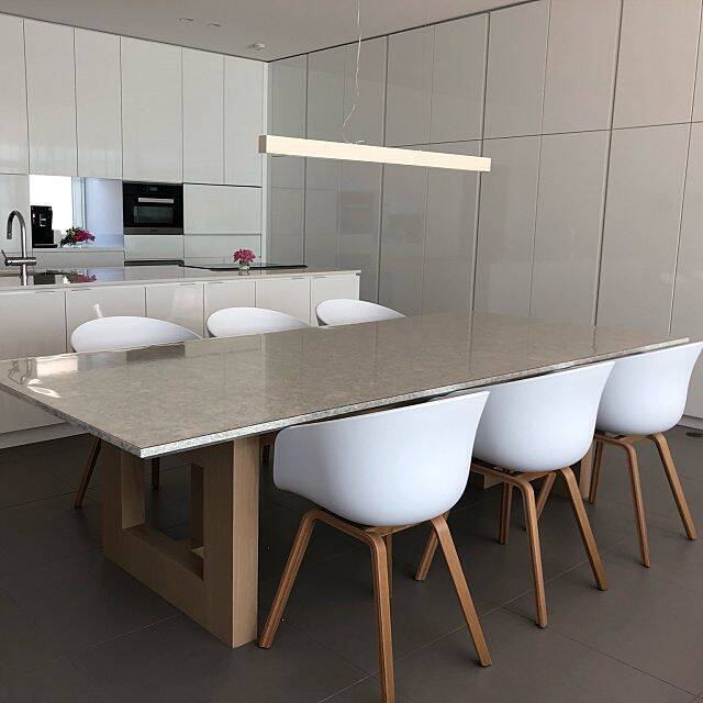 生活感がない憧れスタイル☆シンプルモダンのリビング