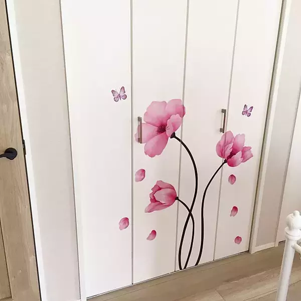 「貼るだけで簡単に模様替え♪ニトリのウォールステッカー」の画像