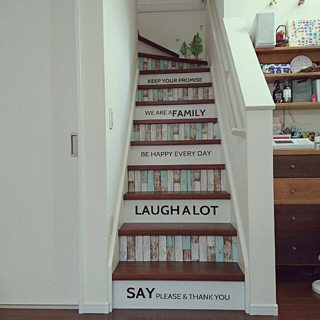 貼るだけで簡単に模様替え♪ニトリのウォールステッカー