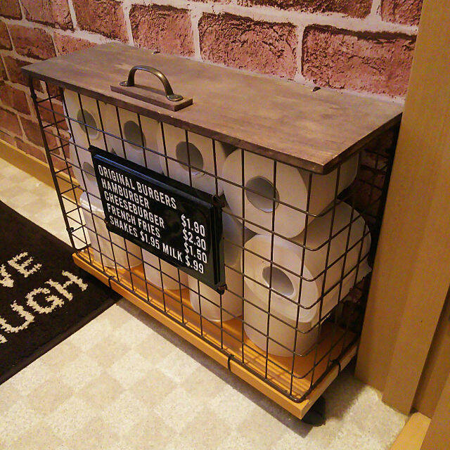 アイデア満載！すっきり見せるトイレットペーパー収納術