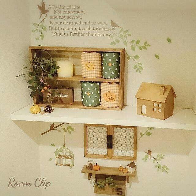 アイデア満載！すっきり見せるトイレットペーパー収納術