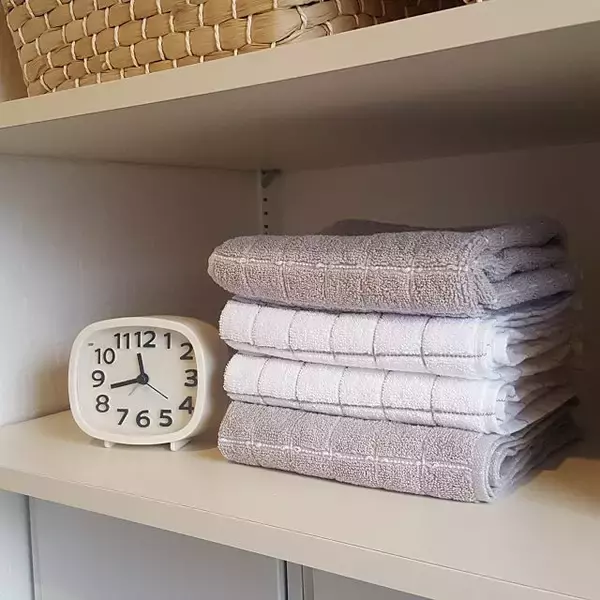 「ダイソーのグラフチェック☆クールでモダンなインテリアに」の画像