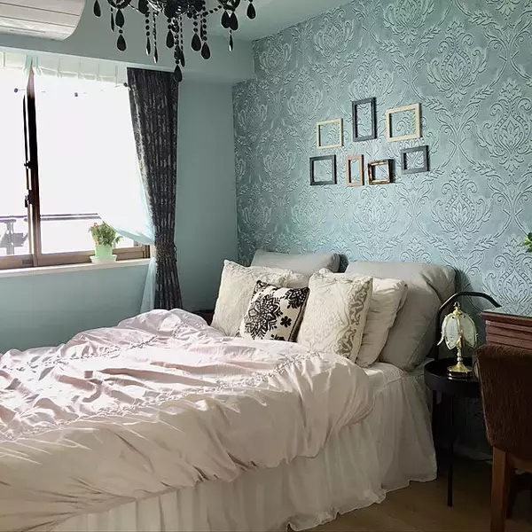 「飾り方に驚き！100均フォトフレームディスプレイ10選」の画像