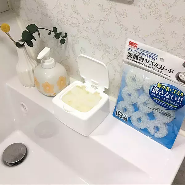 「リピートしたい優秀アイテムがいっぱい♡100均の消耗品」の画像