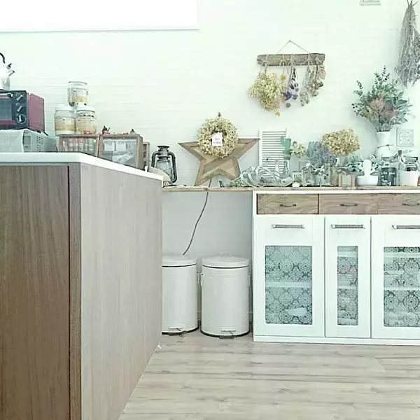 「デザインも機能性もバッチリ☆ニトリのゴミ箱使用実例集」の画像