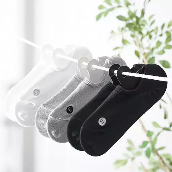 「靴下の収納ってこんなに楽しい！これが私の収納アイデア」の画像