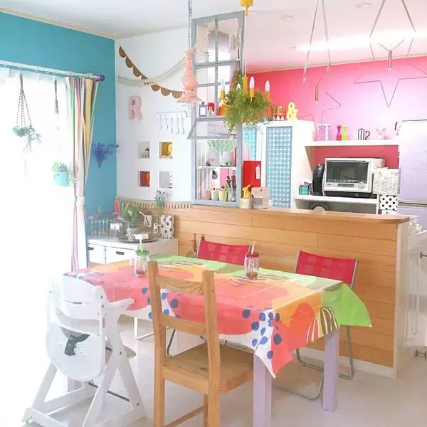 「色彩豊かでHAPPY♡IKEAアイテムのあるカラフルなお部屋」の画像