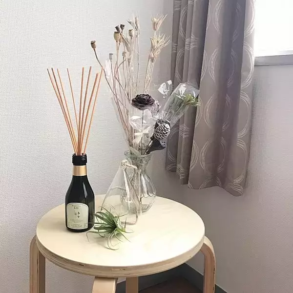 「一人暮らしの部屋に最適♡IKEAのソファ＆チェア＆スツール」の画像