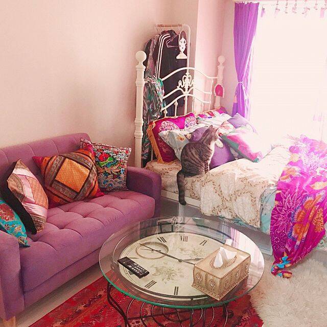 色とりどりの世界をご自宅に☆カラフルキッチュインテリア