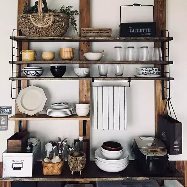 「スペースを思い切りつかってインテリアを楽しむ♪壁のDIY」の画像