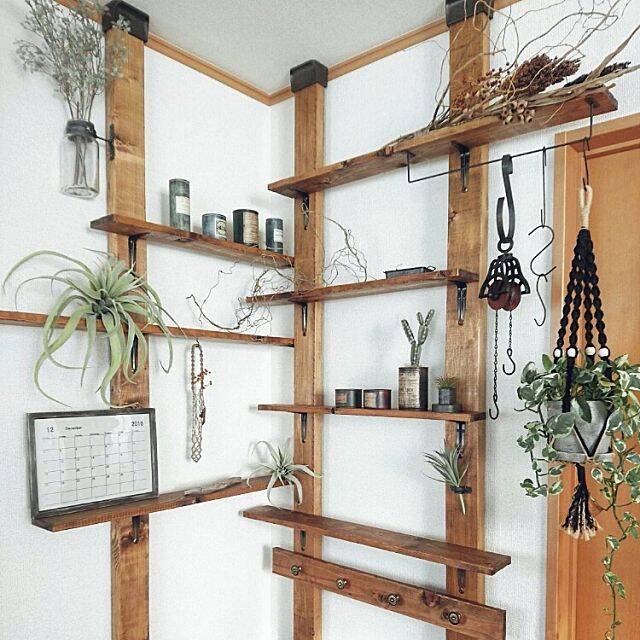 スペースを思い切りつかってインテリアを楽しむ♪壁のDIY