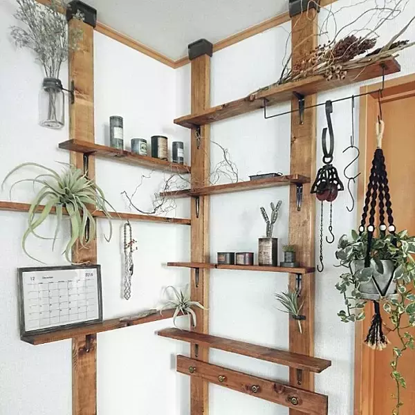 「スペースを思い切りつかってインテリアを楽しむ♪壁のDIY」の画像