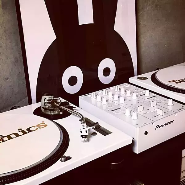 「「34.85m2。男前なモノトーンモダン～DJブースのある1K～」 by Koshianさん」の画像