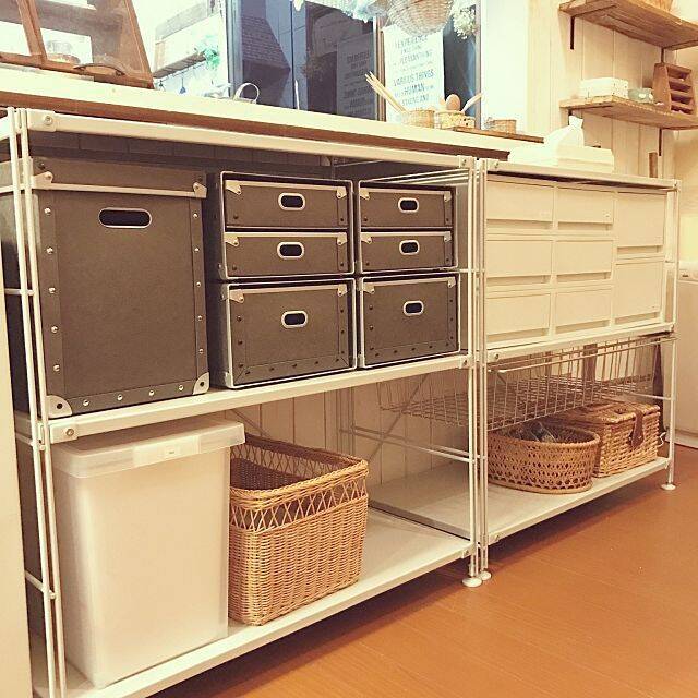 有効活用で収納力アップ♪キッチンカウンターの収納実例