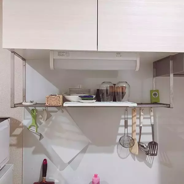 「暮らしのモチベーションが上がる♡一人暮らしの食器収納」の画像