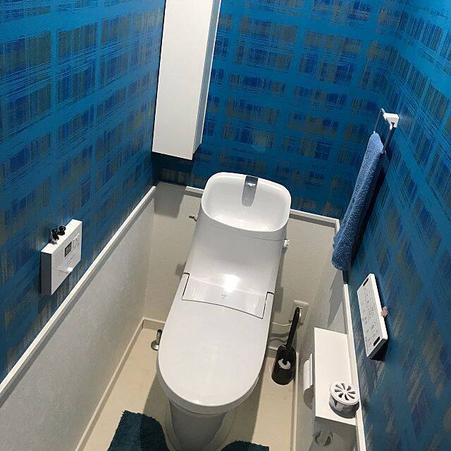 メインでも差し色でも！お部屋を彩るブルーインテリア