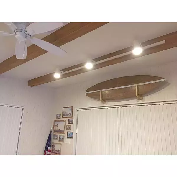 「爽やかさとかっこよさのmix up！サーフスタイルインテリア」の画像