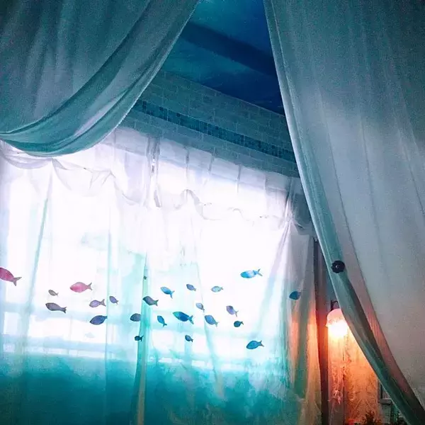 「気分はハワイアン！海を感じる小物やディスプレイ」の画像