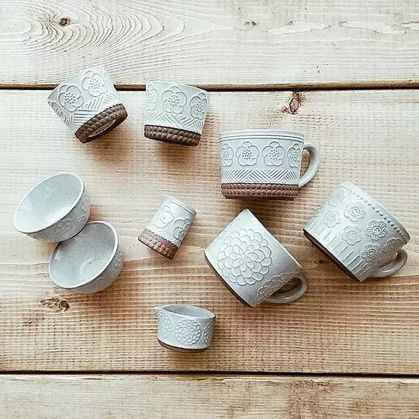 「ついつい集めたくなる♪プチプラで使いやすいセリアの食器」の画像