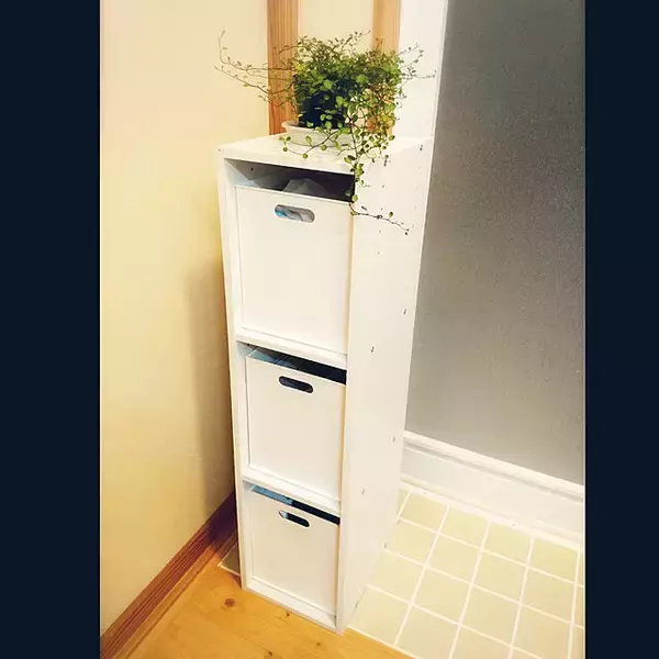 「見せても隠してもOKな収納を♪ニトリのカラーボックス」の画像