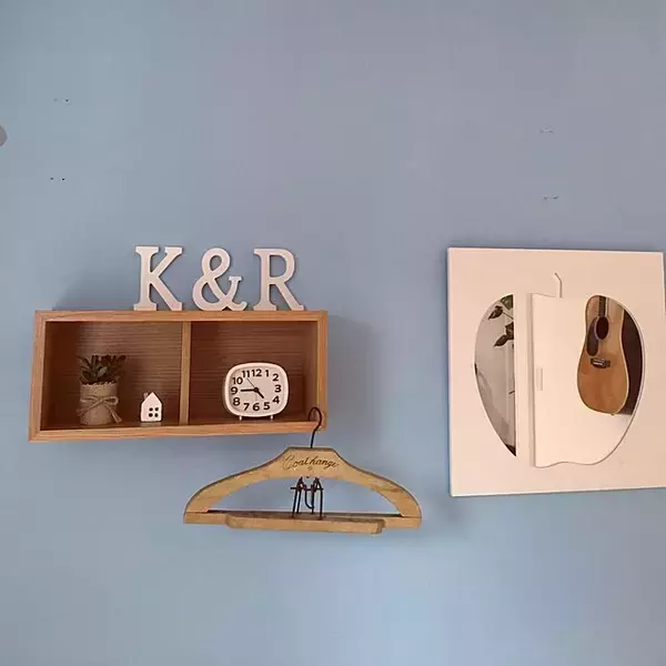 「プチプラなのに使える！お部屋にマッチするダイソーの時計」の画像