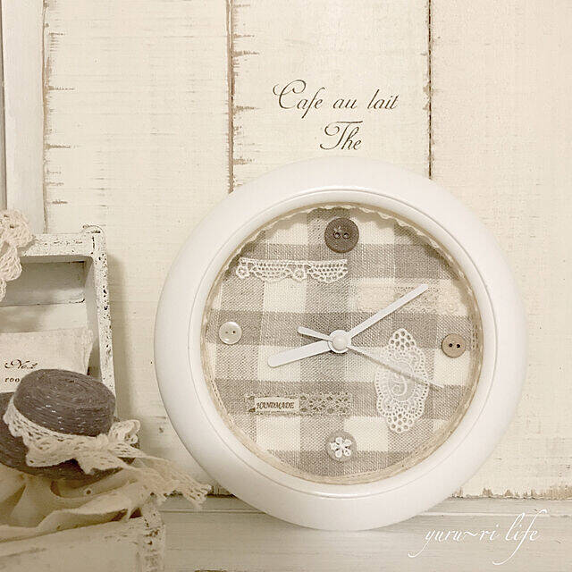 プチプラなのに使える！お部屋にマッチするダイソーの時計