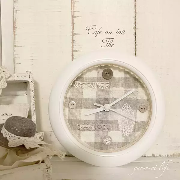 「プチプラなのに使える！お部屋にマッチするダイソーの時計」の画像