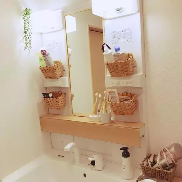 「洗面周りをスッキリ化！100均グッズを使った収納アイデア」の画像
