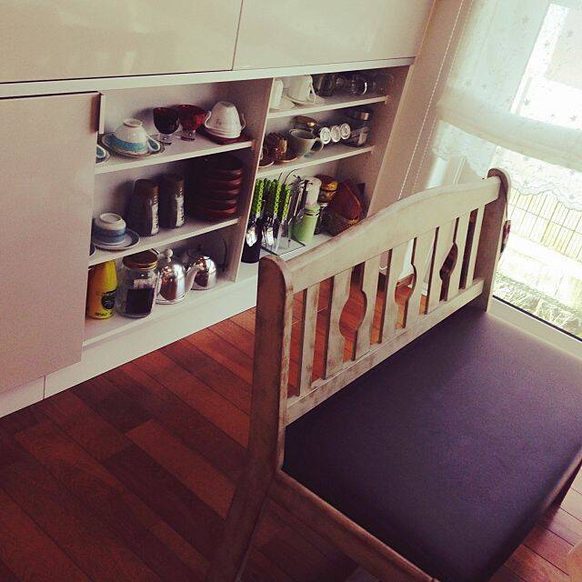 一脚でも大切に♡ずっと使い続けたい古い椅子のリメイク