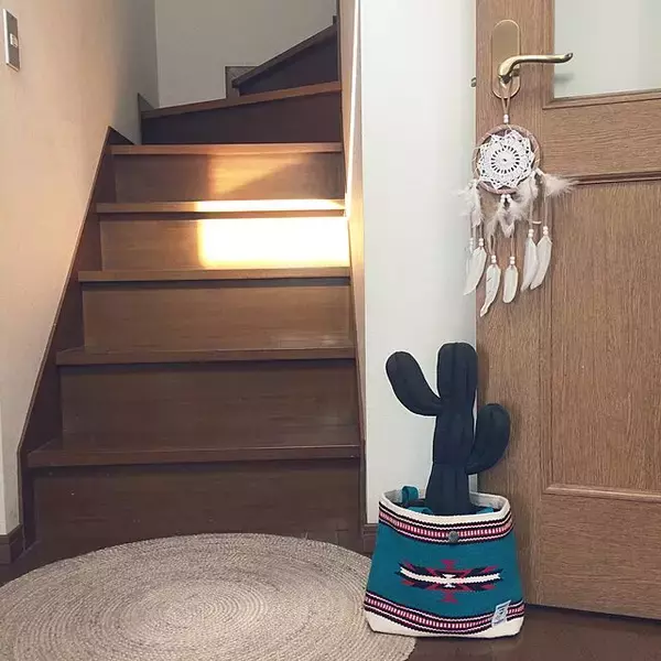 「なぜか癒される♡ニトリのサボテン型ドアストッパー」の画像